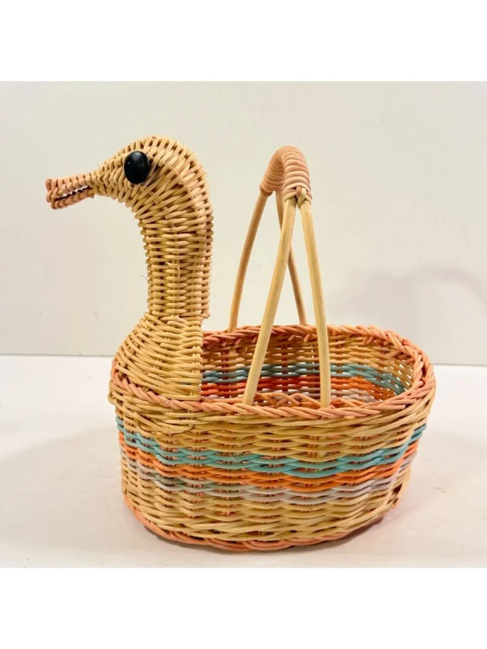 Vintage Wicker Duck Basket Garden Planter Kitchen Storage CUTE